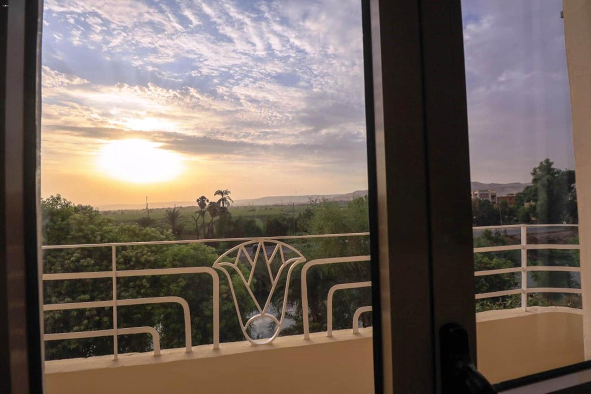Luxor View Hostel المظهر الخارجي الصورة